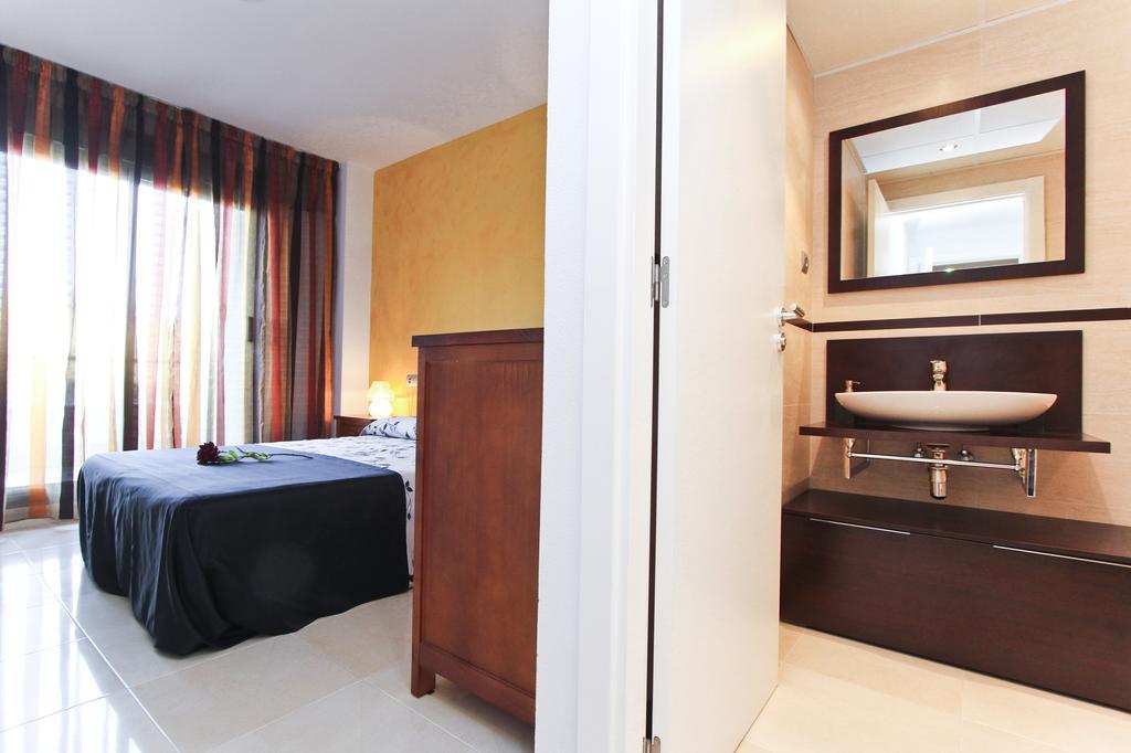J Tramuntana Planet Costa Dorada Apartamento Salou Quarto foto